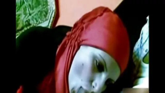 cazzo nel bosco! Pulcino dai capelli corti viene scopata in una sessione di cazzo nuovi video porno mature Voyeur rischiosa