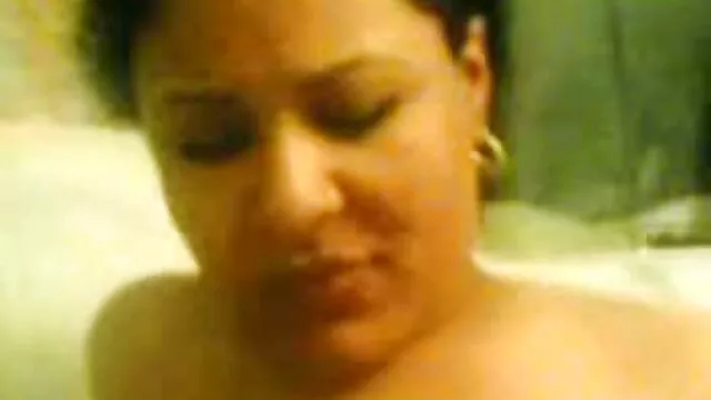 le amiche si divertono a vestirsi in un appartamento, porno film nuovi poi vai a casa e fai un video di sesso caldo