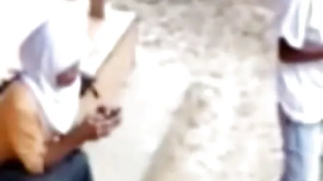 Busty mamma insegna inesperti figlia a nuovi video amatoriali porno succhiare il cazzo