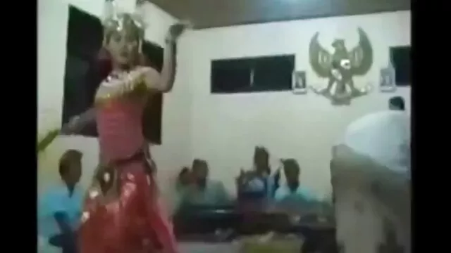 sporco vecchio nonno impara a fare Cornuto nonna video nuovi porno