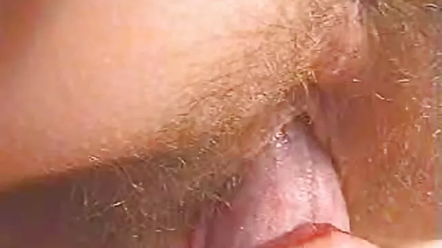 Nutrire entrambi ultimi film porno italiani i bambini da soli